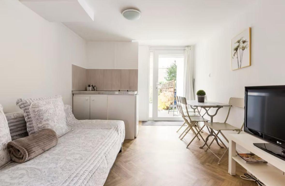 Escapade Pres De Lille - Appartement Charmant Avec Terrasse Et Parking Privee Mons-en-Baroeul Εξωτερικό φωτογραφία