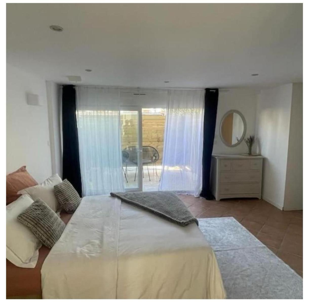 Escapade Pres De Lille - Appartement Charmant Avec Terrasse Et Parking Privee Mons-en-Baroeul Εξωτερικό φωτογραφία